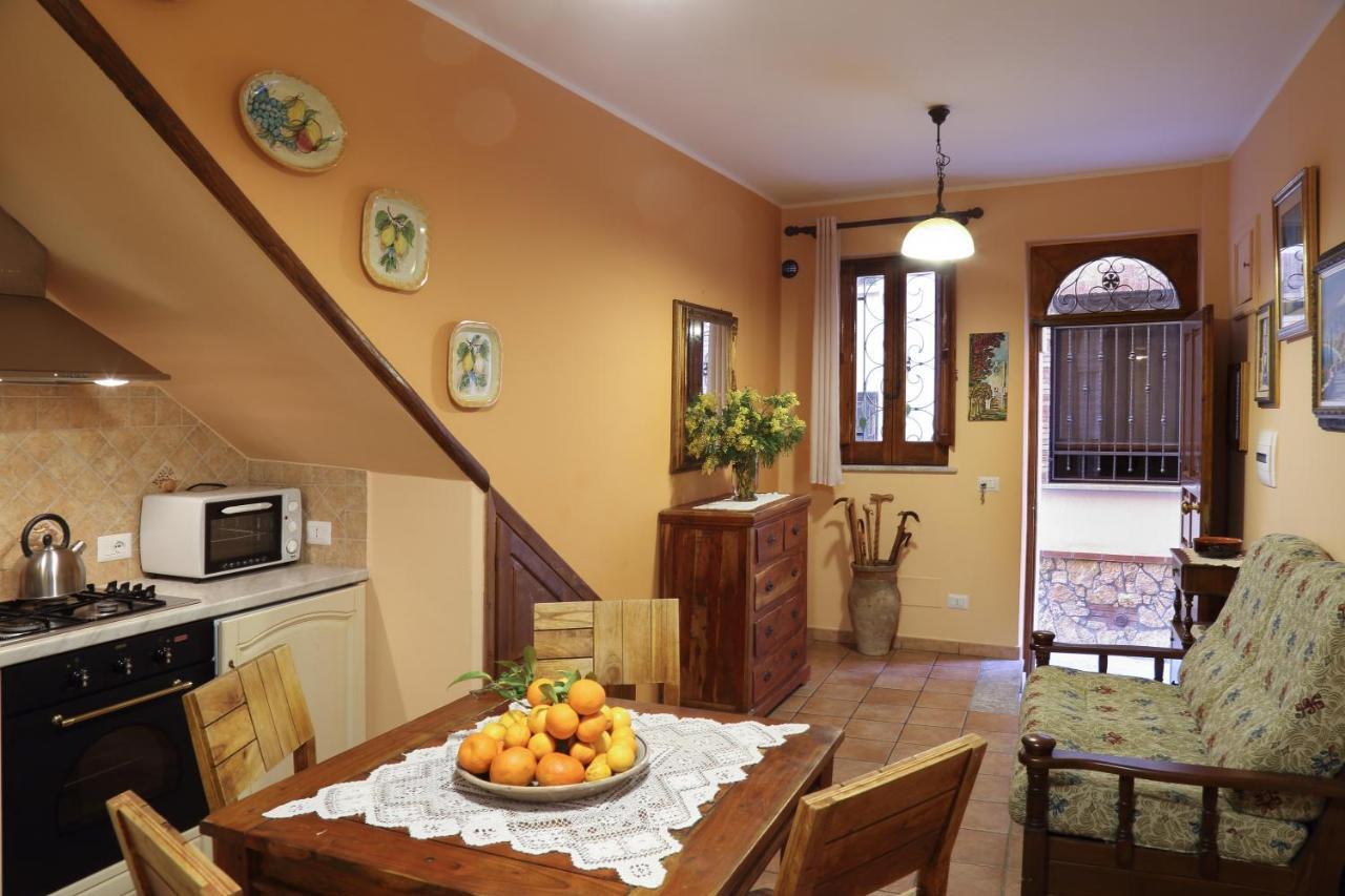 타오르미나 Casa Antico Borgo Cuseni 아파트 외부 사진